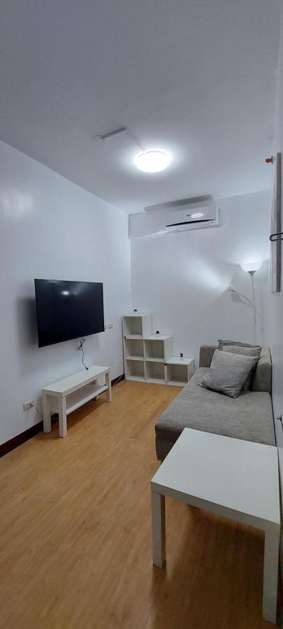 Apartment 1br At Mivesa Garden Residences Bldg 3 Unit 208